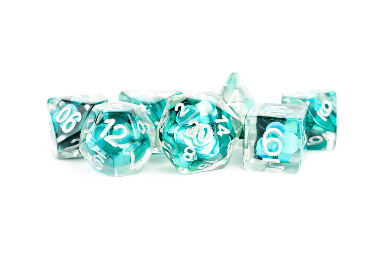 Inclusion: Resin 7 Dice Set 16mm